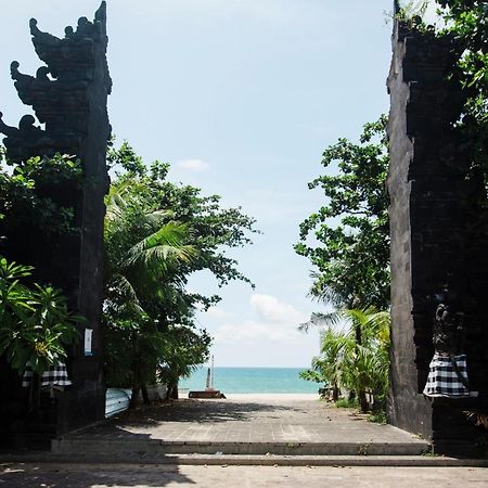 Donguri House Bali Bed & Breakfast Jimbaran Dış mekan fotoğraf